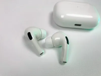 Airpods Pro 2nd Generation ( White )_img_1