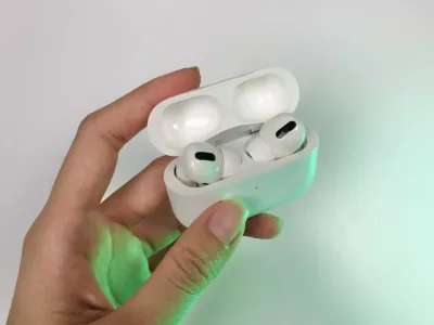 Airpods Pro 2nd Generation ( White )_img_5
