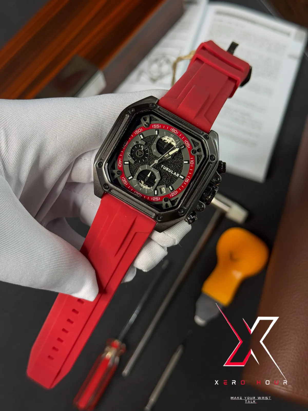 Tubular Sport SQUARE Chronograph Silicon Strap | Date Dial