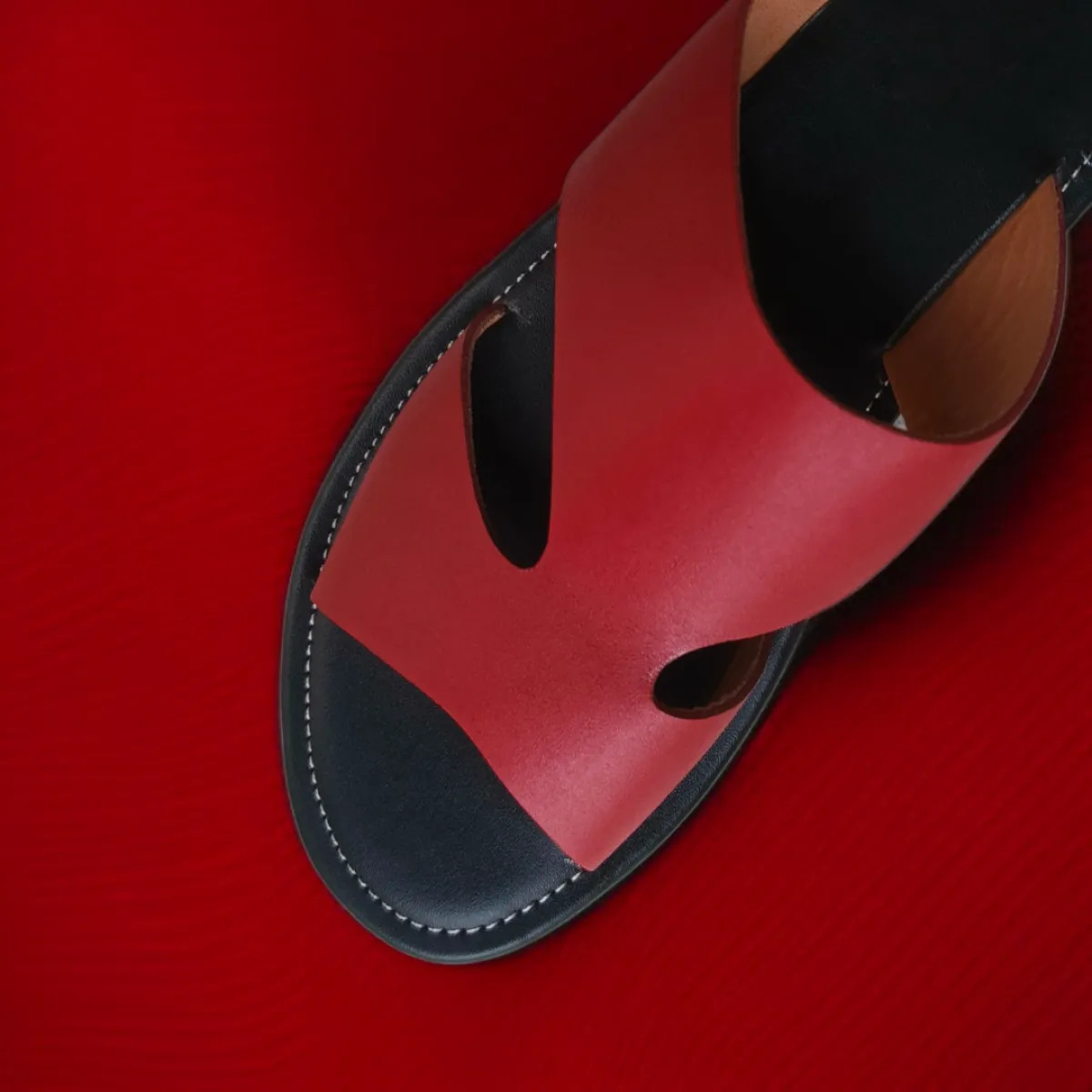 MuchiBari SoftStep – Flat Handmade Leather Sandal