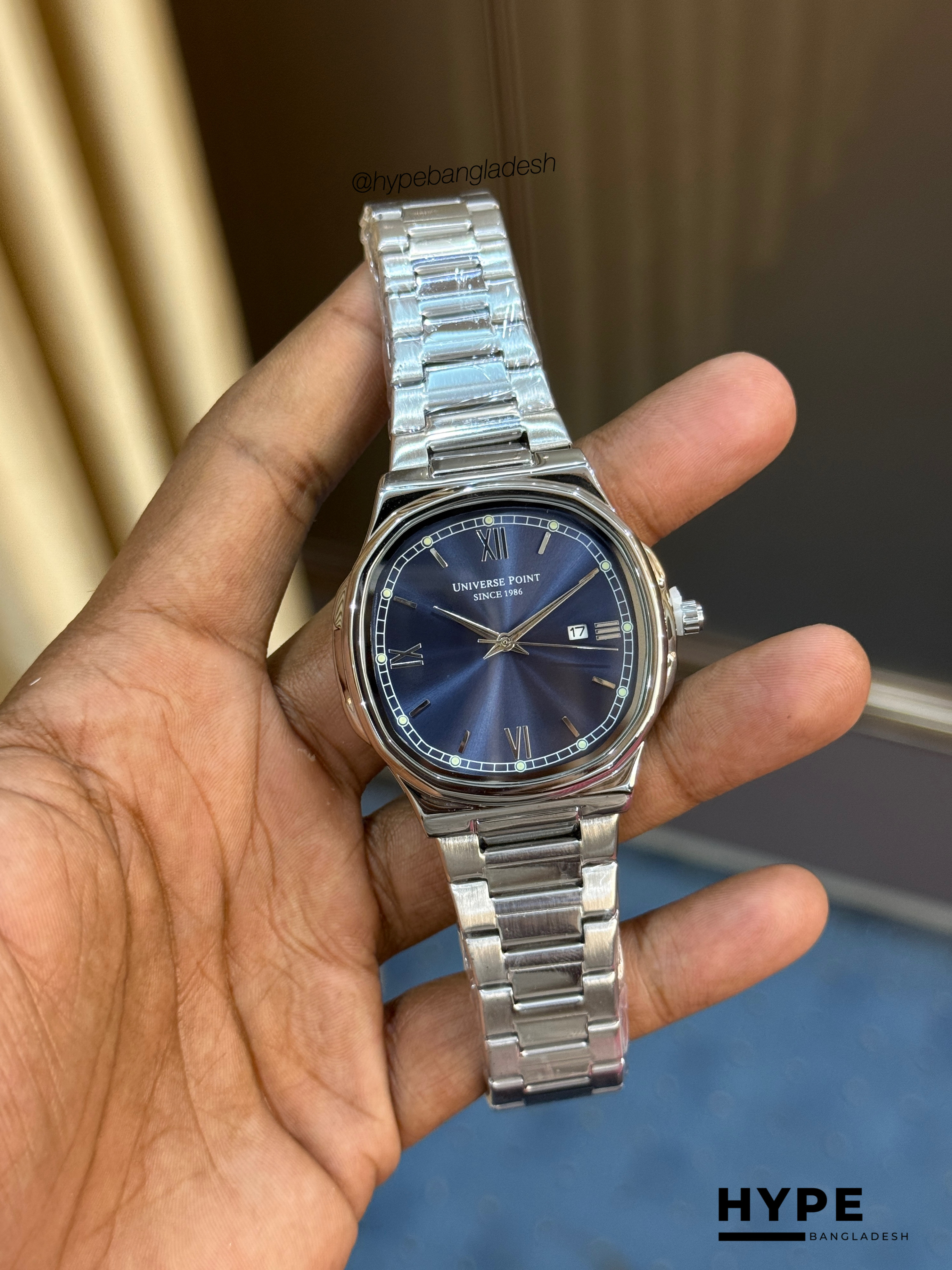 Universe Point Square Shape Quartz Watch With Date For Men (Silver-Blue)