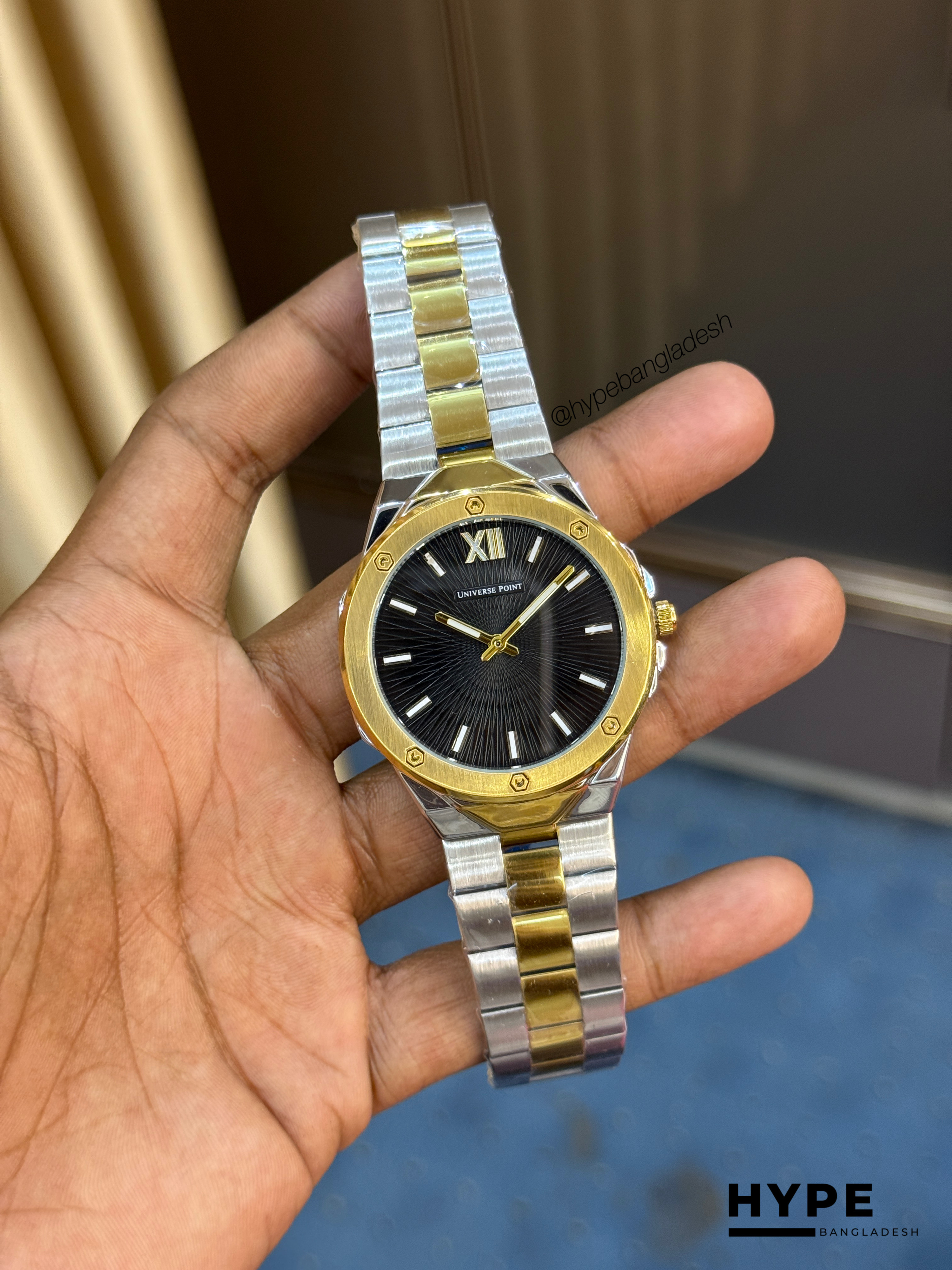 Universe Point Quartz Watch For Men (Silve-Gold-Black)