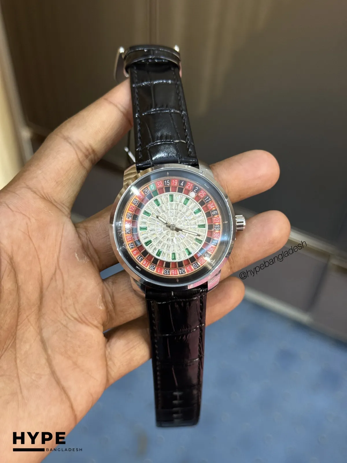 HERYI Casino Watch With Stone (Black-Silver)