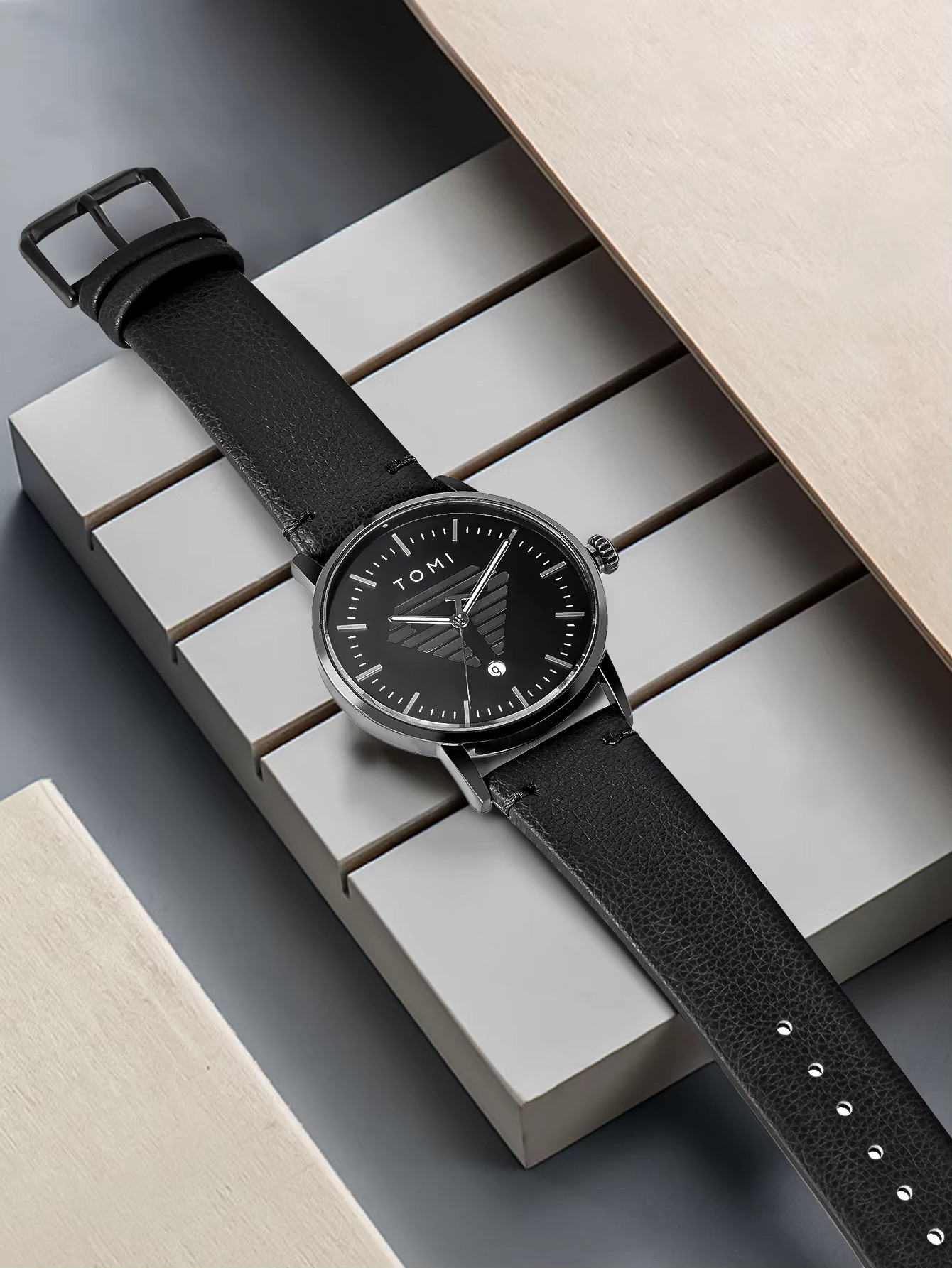 TOMI T-042 Men's Leather Belt Quartz Watch With Date (Black)_img_4