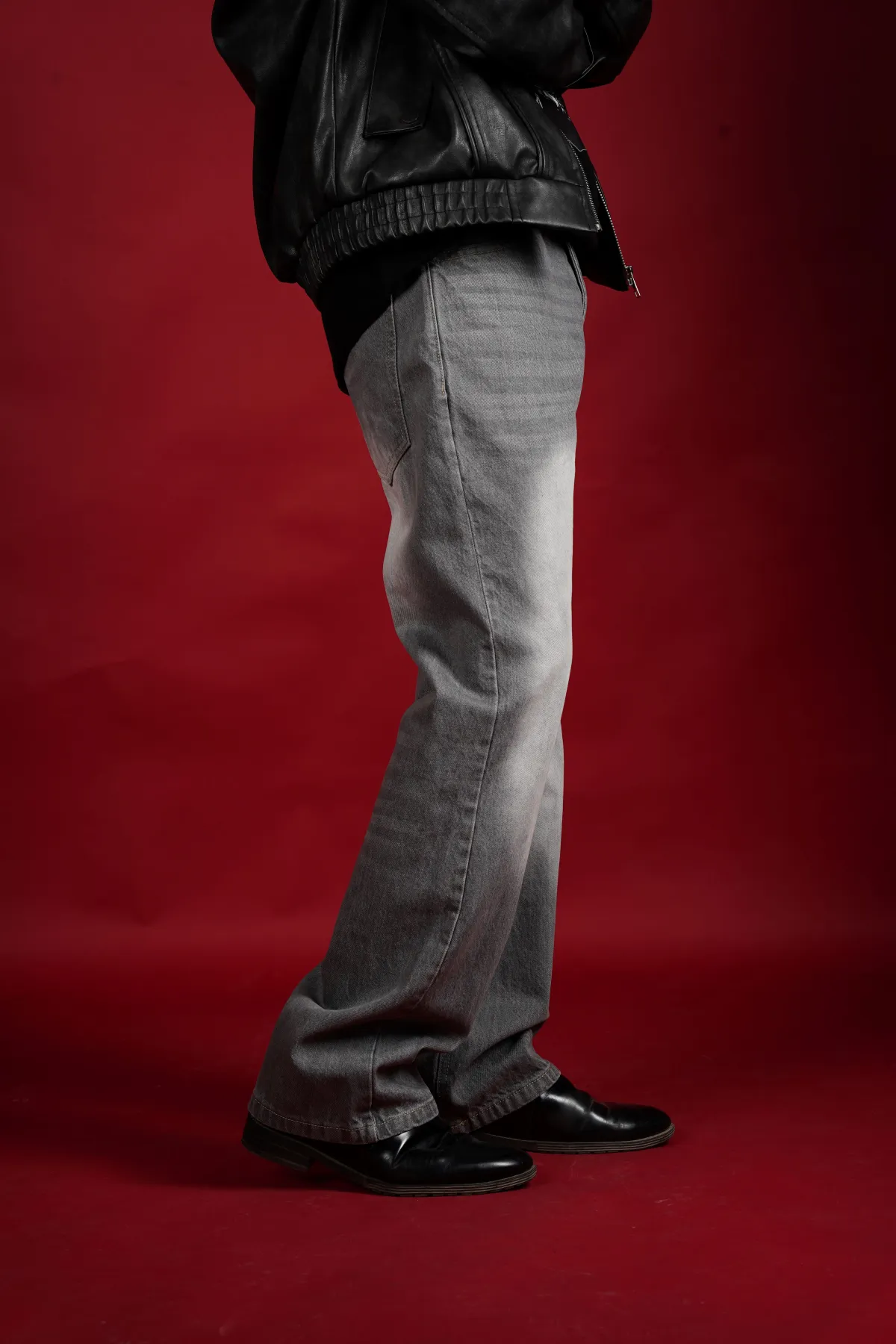 [Limited Stock] Bootcut-Fitted Denim - Ash
