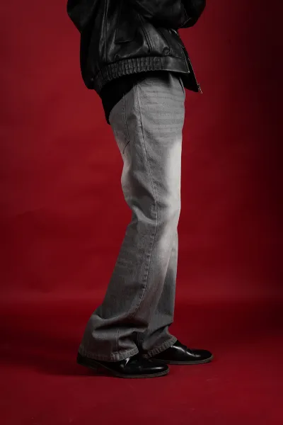 [Limited Stock] Bootcut-Fitted Denim - Ash_img_0