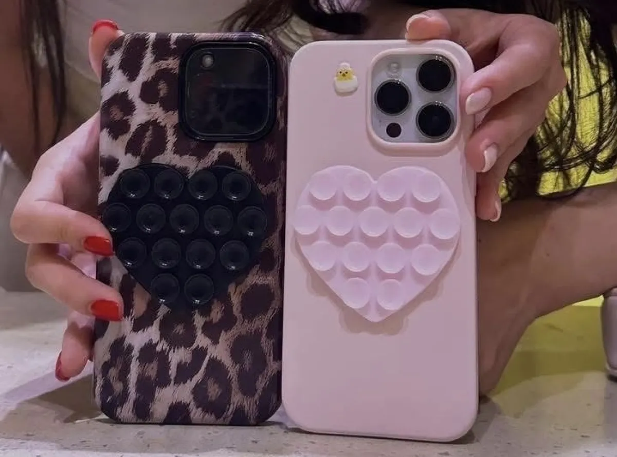 Suction Phone Holder [Heart Shape] Double Sided - Image 2