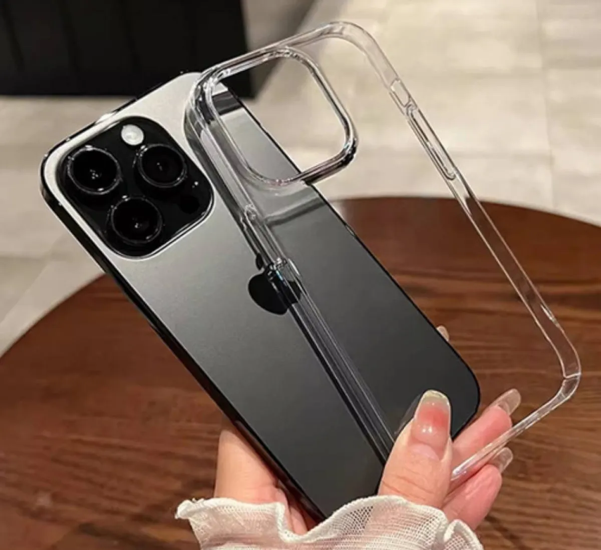 iPhone Clear Transparent Case Anti Yellow - Image 1