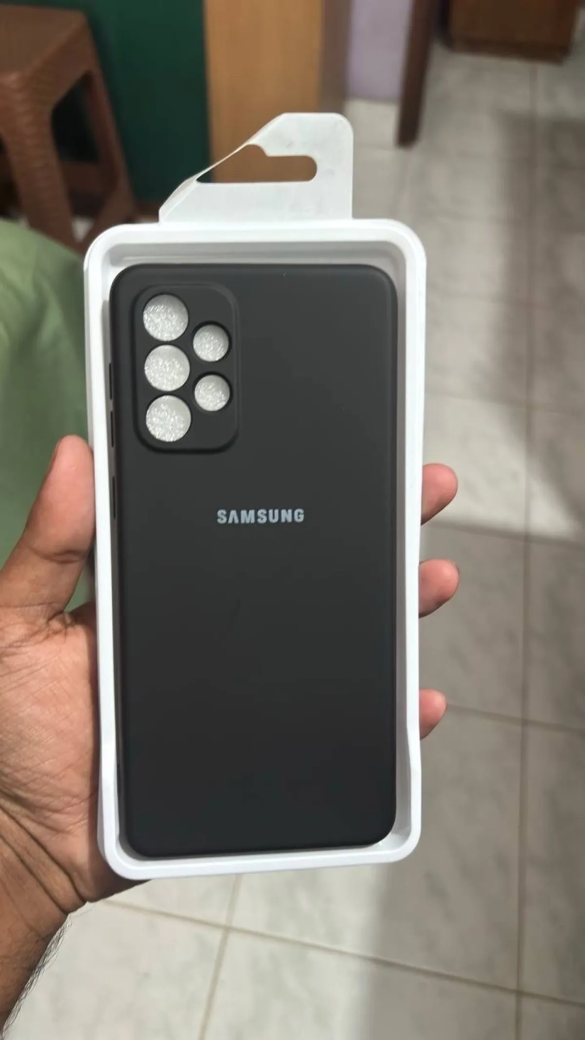Samsung Galaxy A73 - Image 2