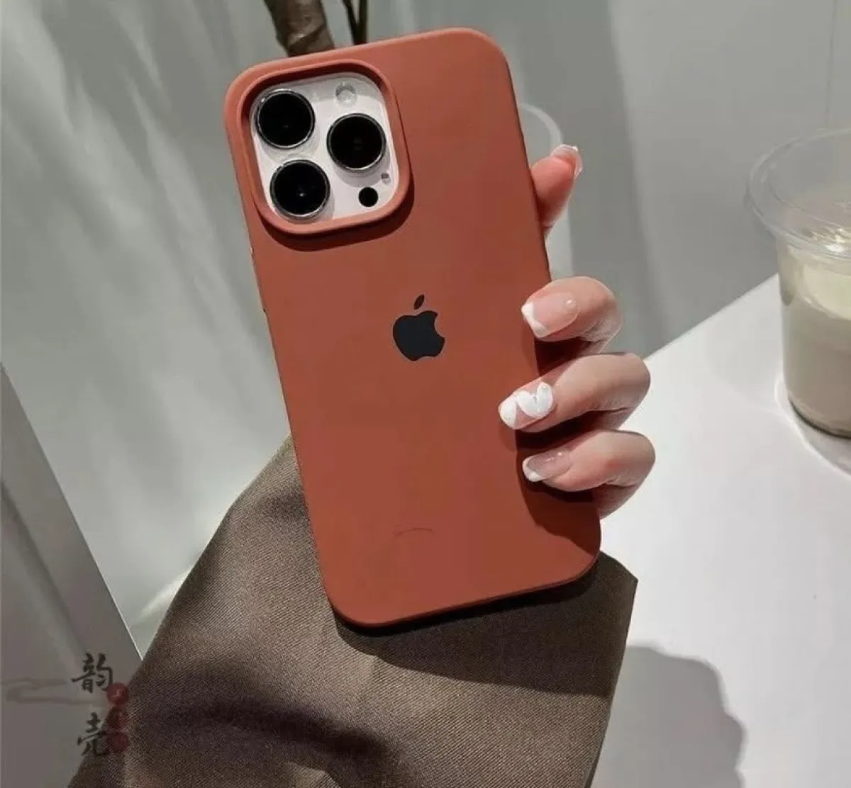 iPhone Silicon Cover (Brown) - Image 1
