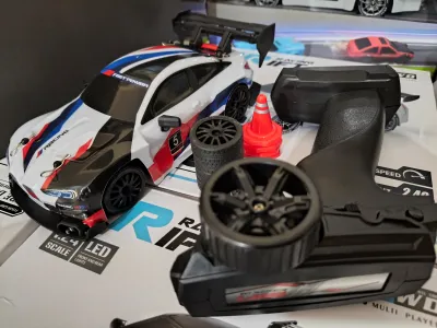 BMW M4 GT3 1:24 Scale RC Drift Car_img_1