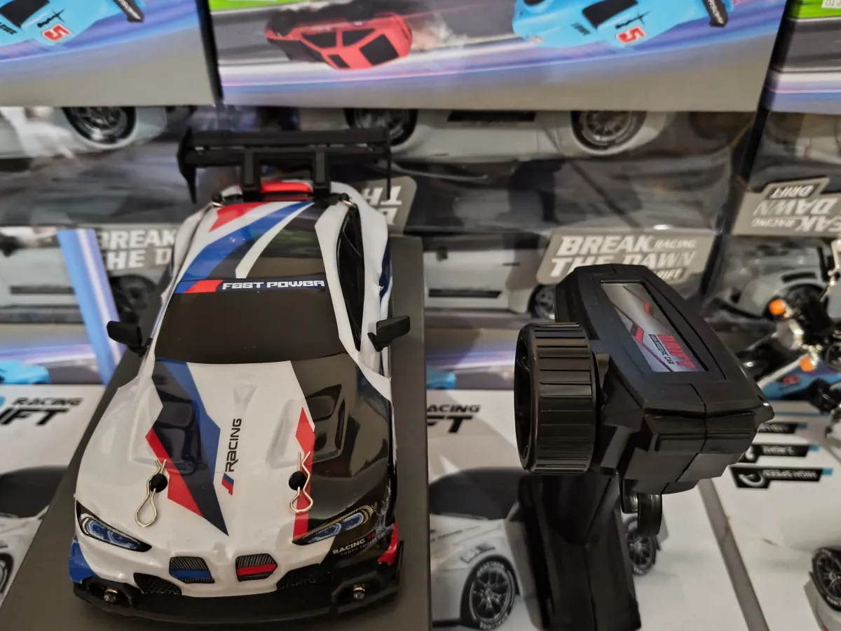 BMW M4 GT3 1:24 Scale RC Drift Car