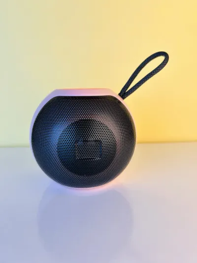 Portable wireless RGB Speaker_img_3