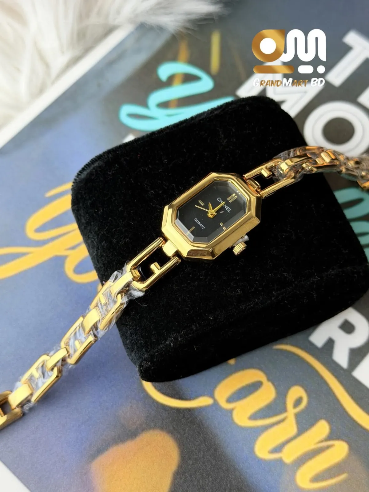GUCCI WOMENS | GOLDEN BLACK DIAL