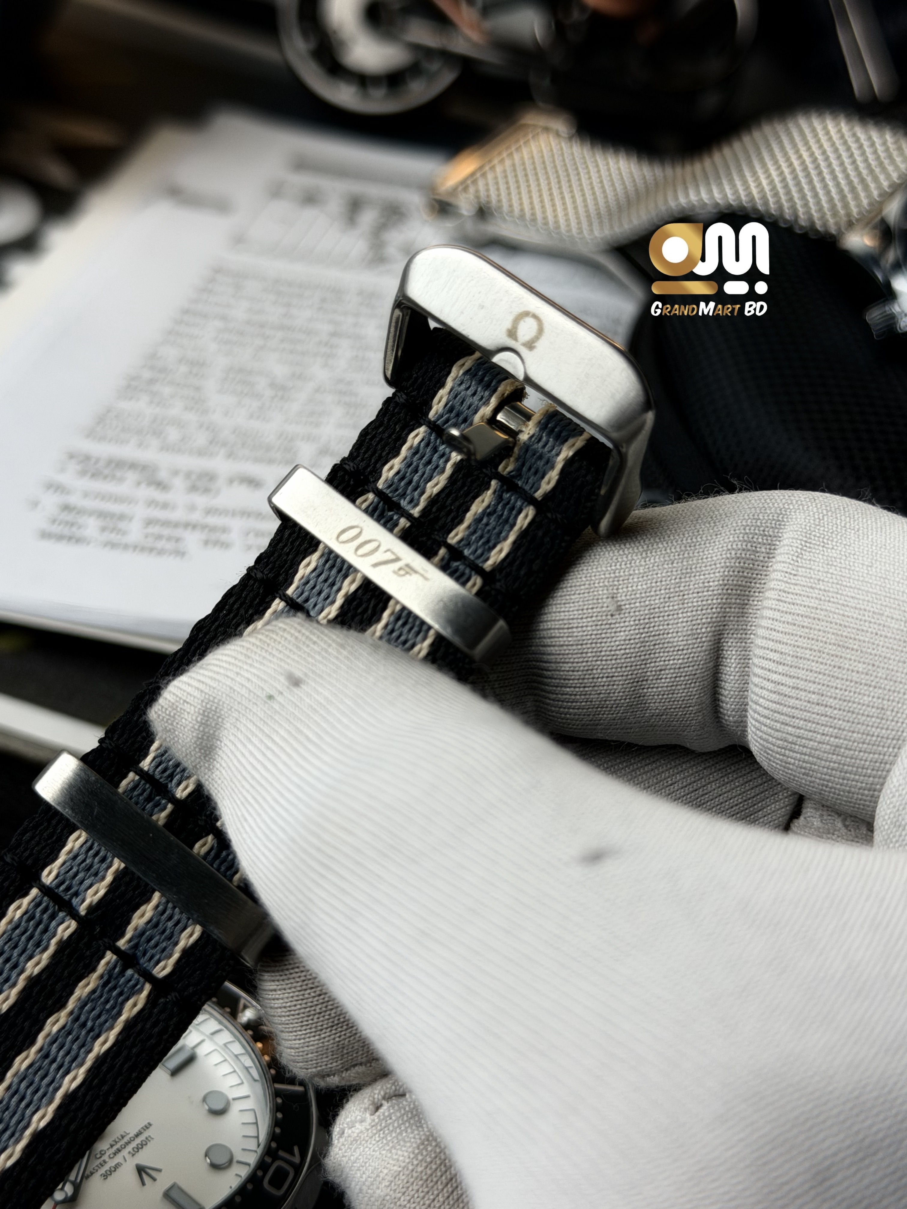 Omgea 007 || Nato Strap
