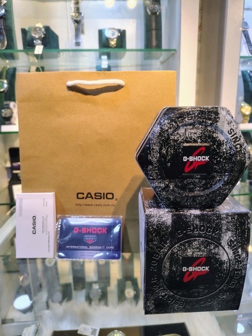 G-SHOCK BRAND BAG & BOX