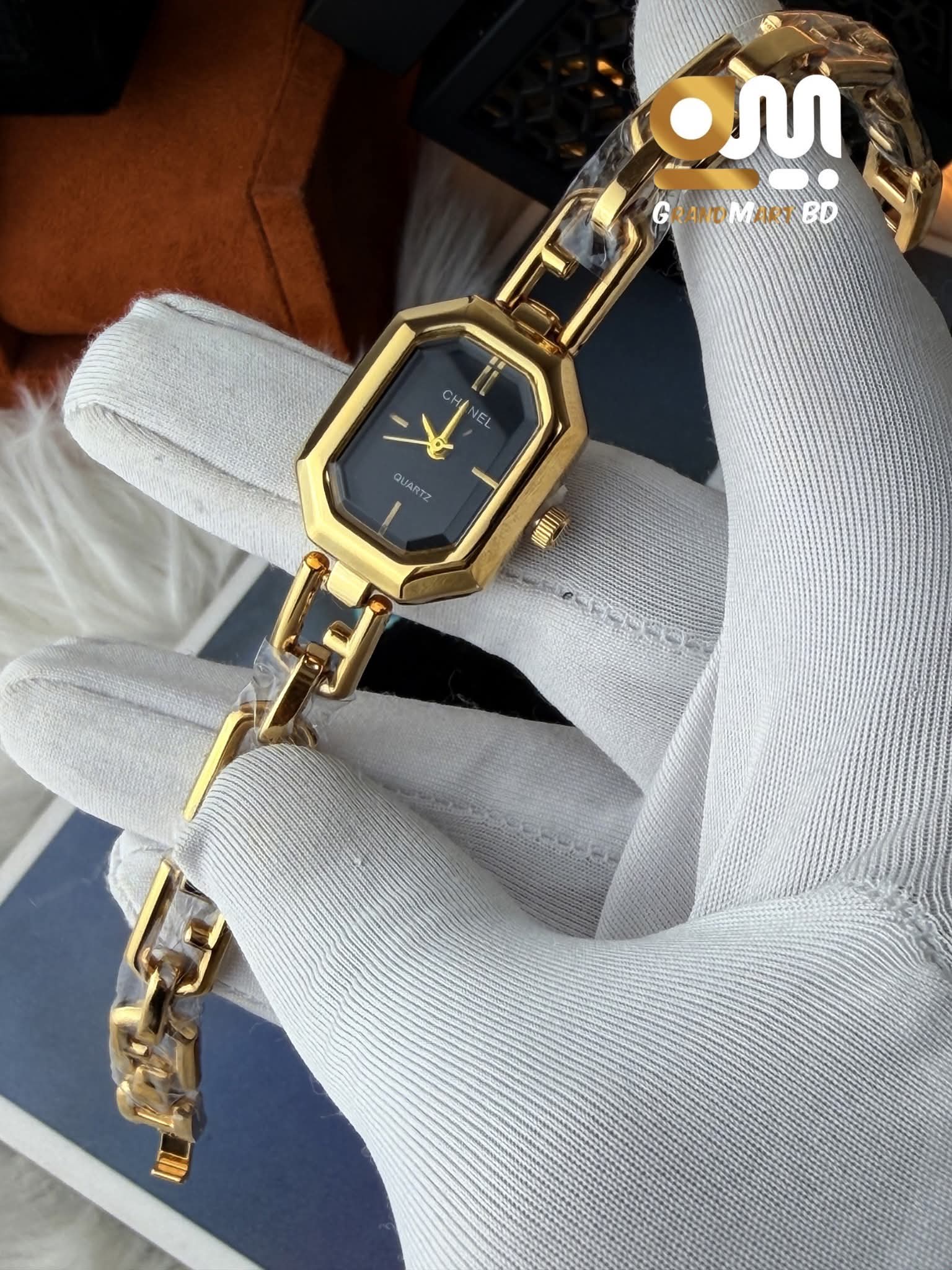 GUCCI WOMENS | GOLDEN BLACK DIAL_img_1
