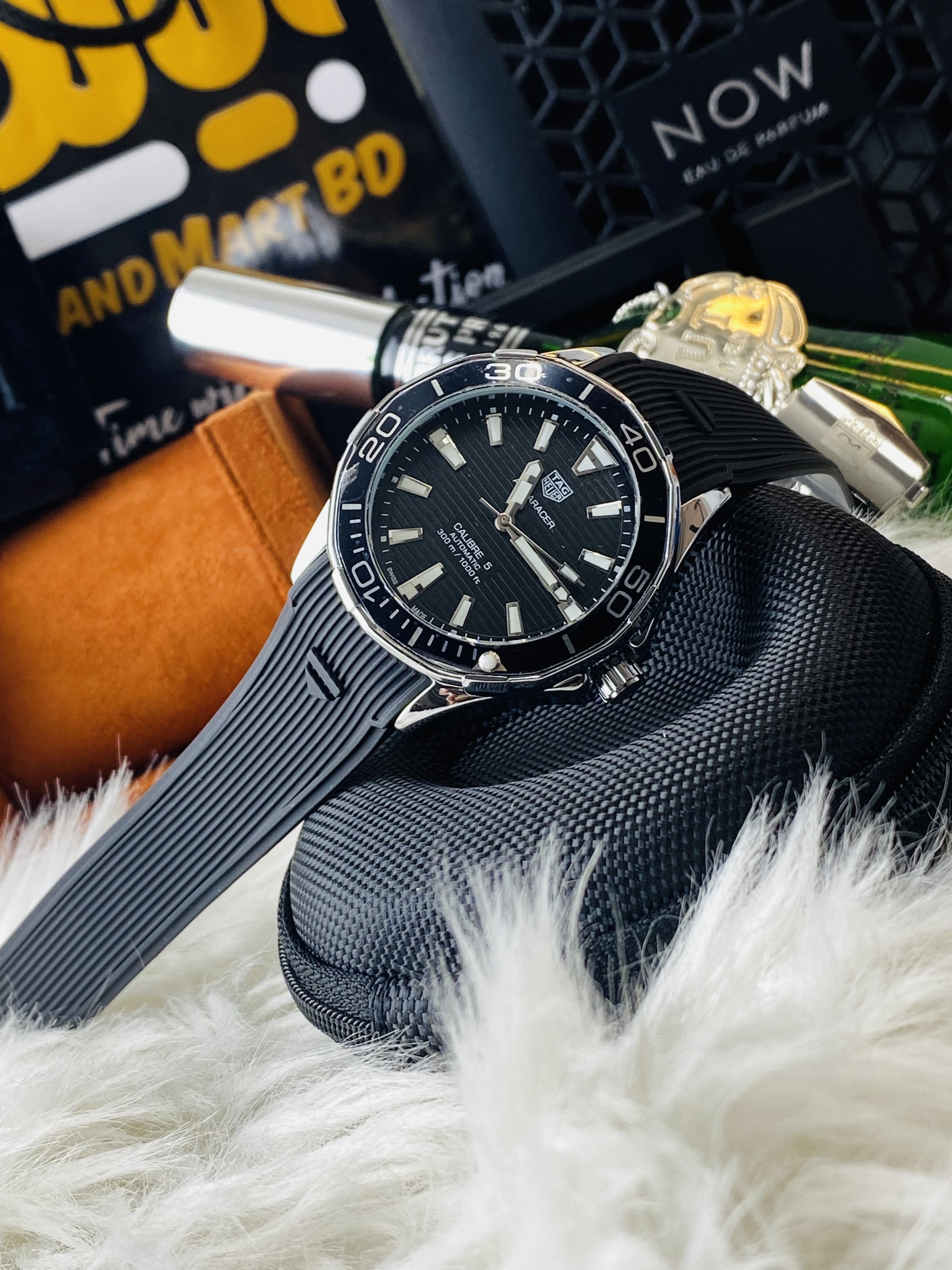 TAG Heuer Aquaracer Calibre 5 diving watch|| Black dial