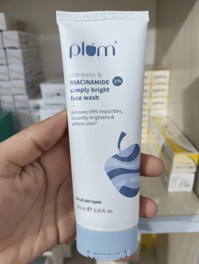 Plum Rice Water & Niacinamide 2% Simply Bright Facewash - 100ml_img_1