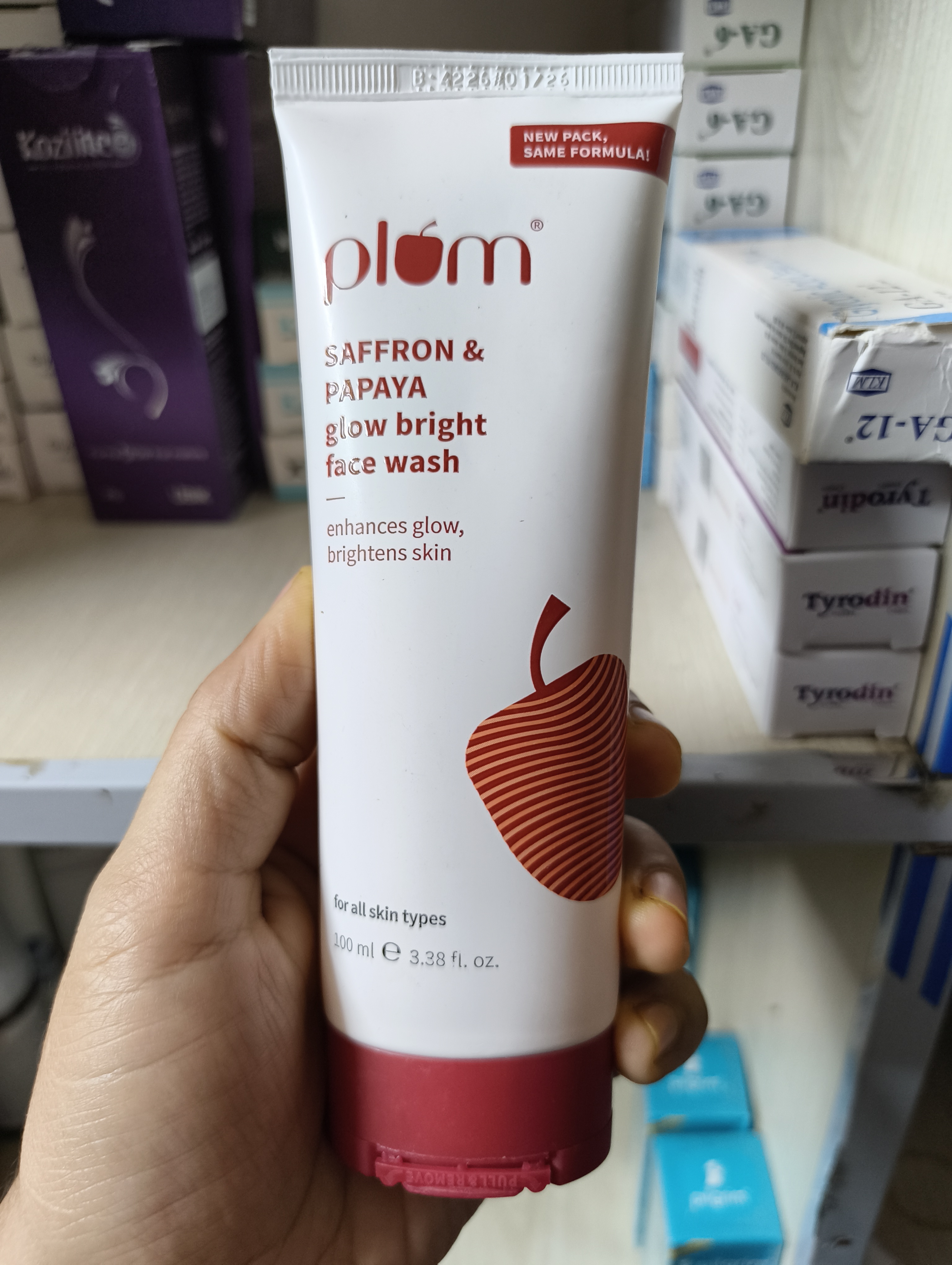 Plum — Saffron & Papaya Glow Bright Face Wash (100 ml)_img_1