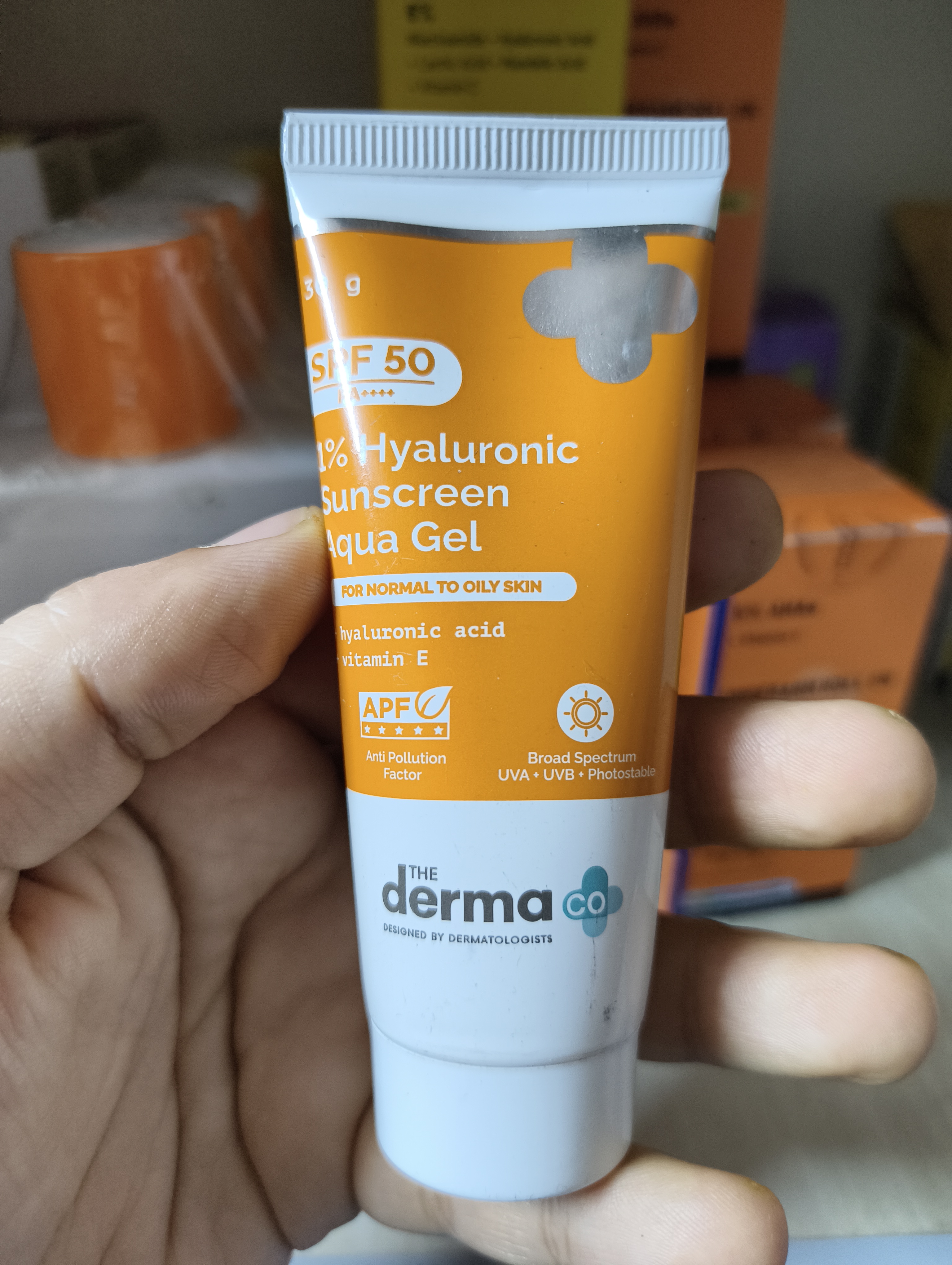 Derma Co 1% Hyaluronic Sunscreen Aqua gel SPF50 PA++++30g_img_1