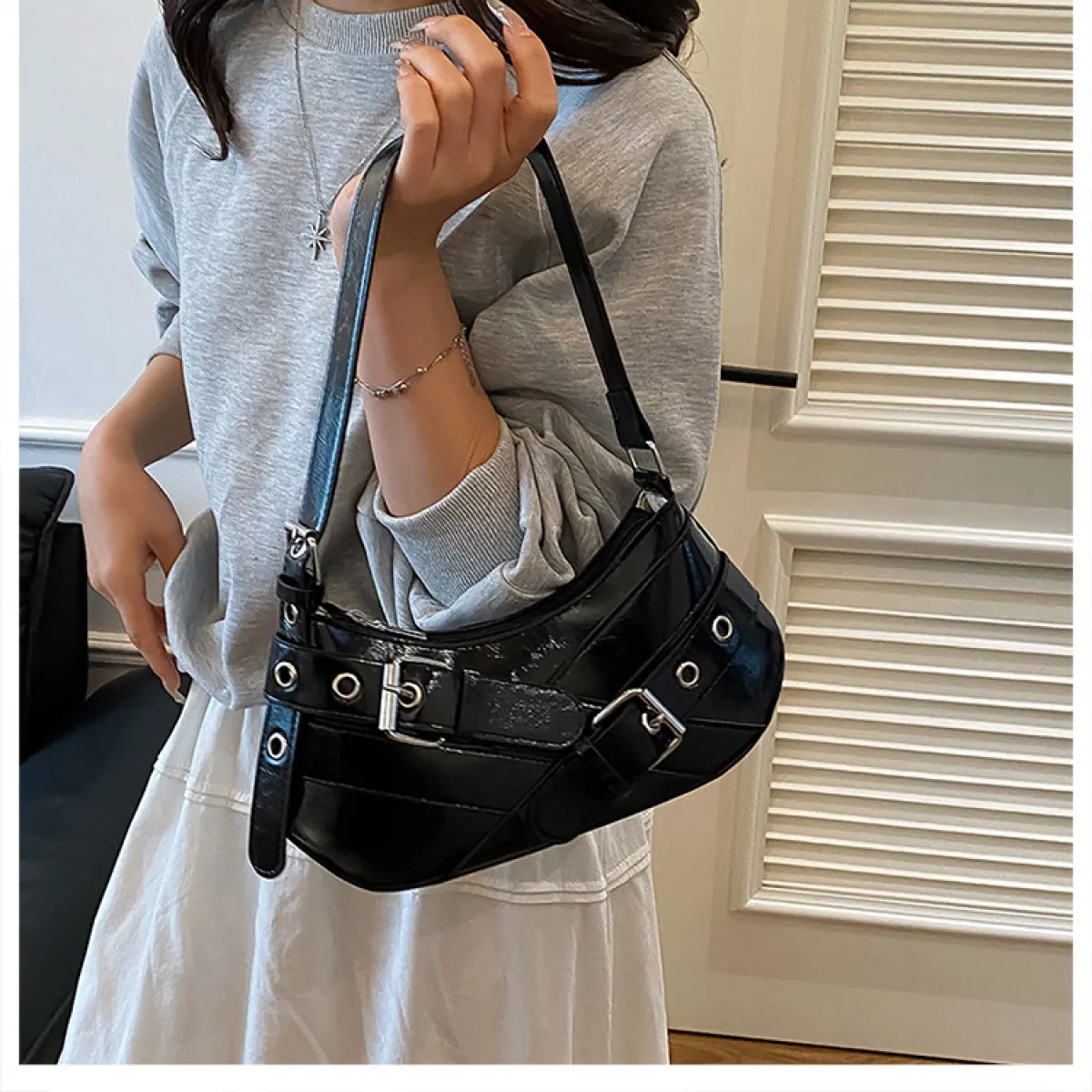 Two belt shoulder bag