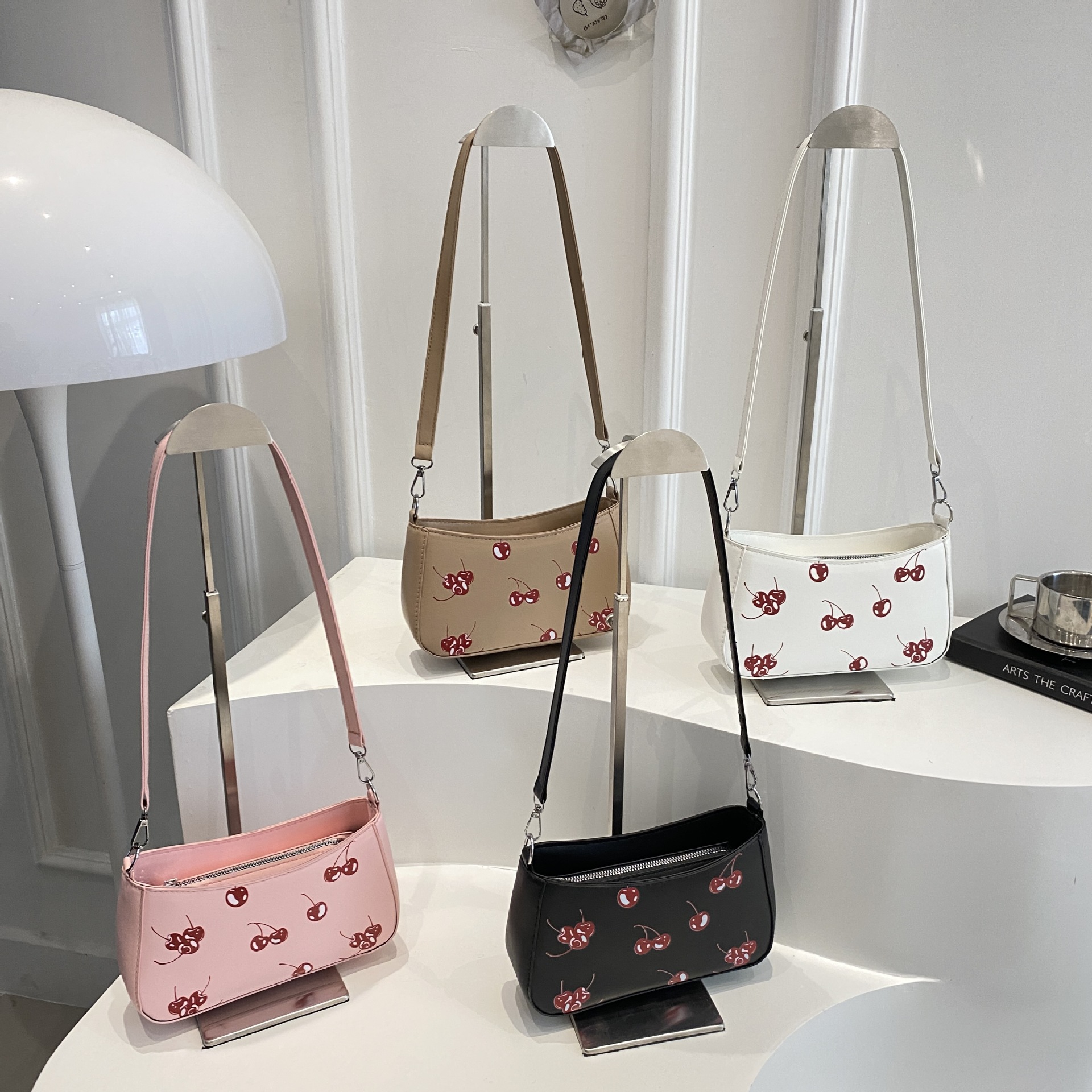 Charry print bag_img_1