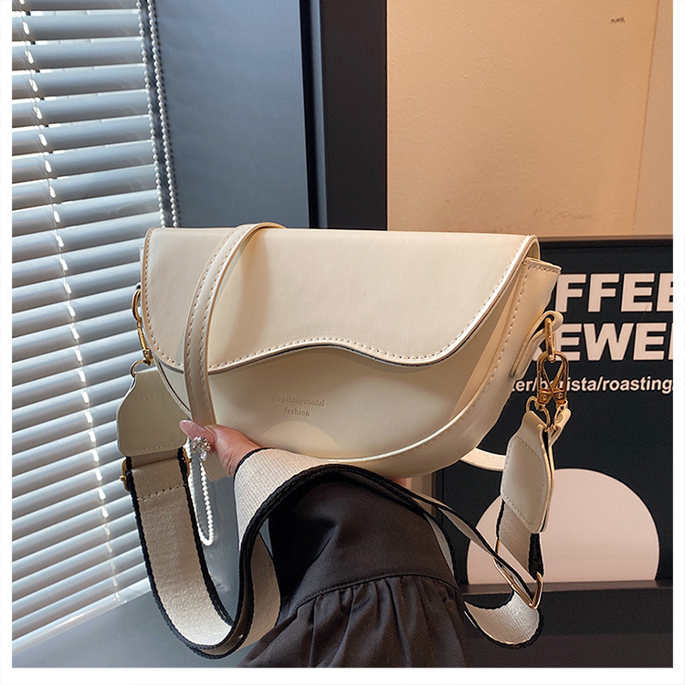Solid moon bag_img_3