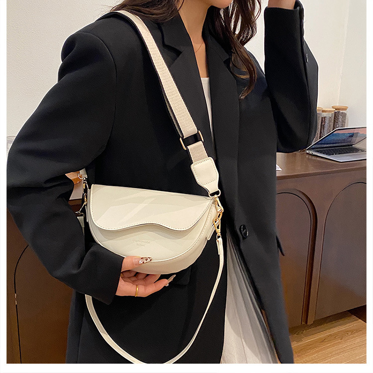 Solid moon bag_img_6