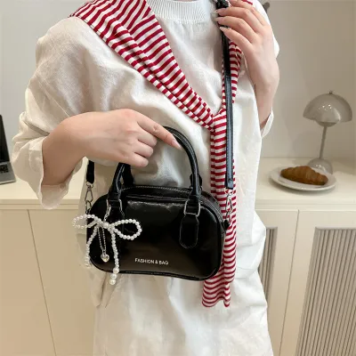 Hendhild bag with charms 🎀_img_1