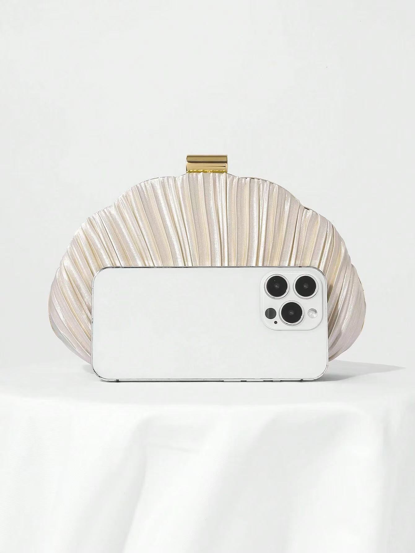 shell party clutch_img_1