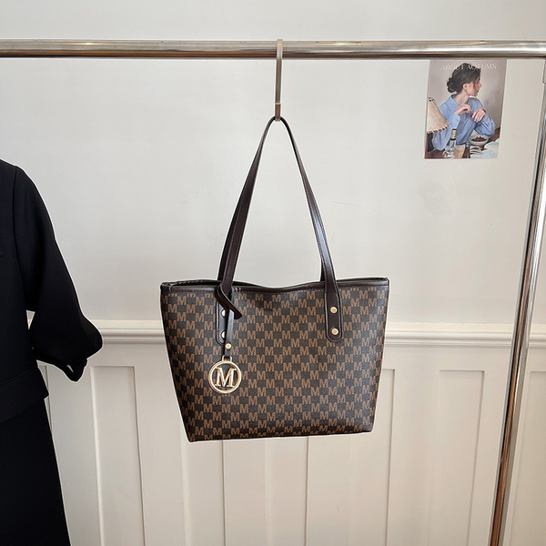M print tote bag_img_1