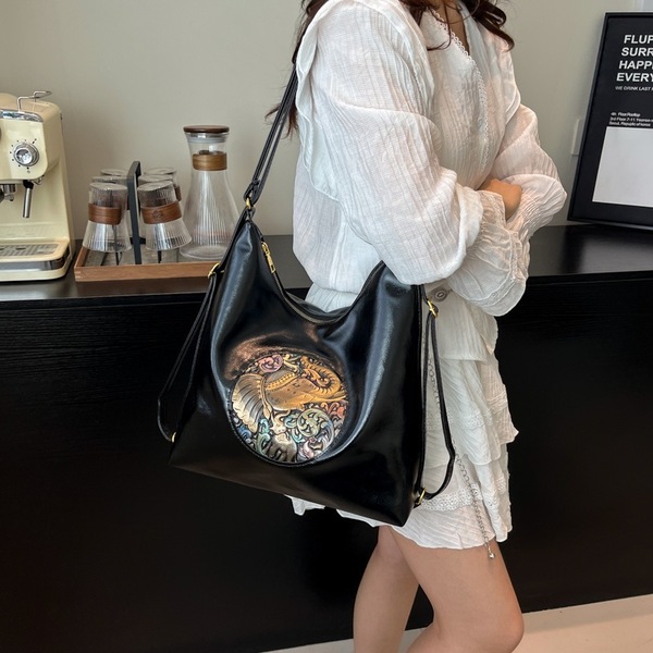 Elephant tote bag