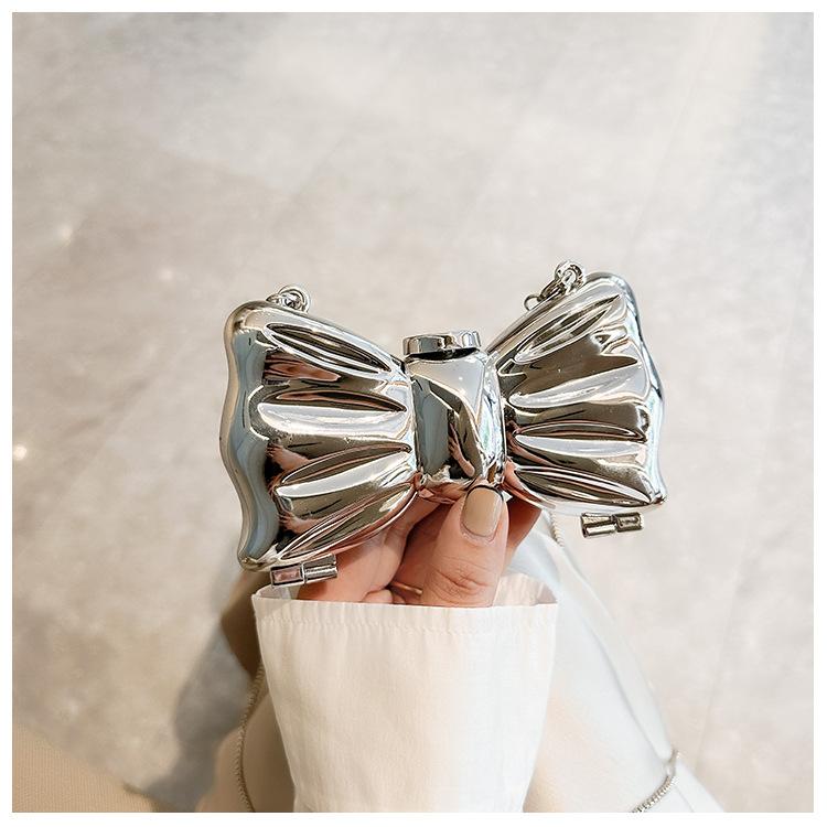 Bow clutch
