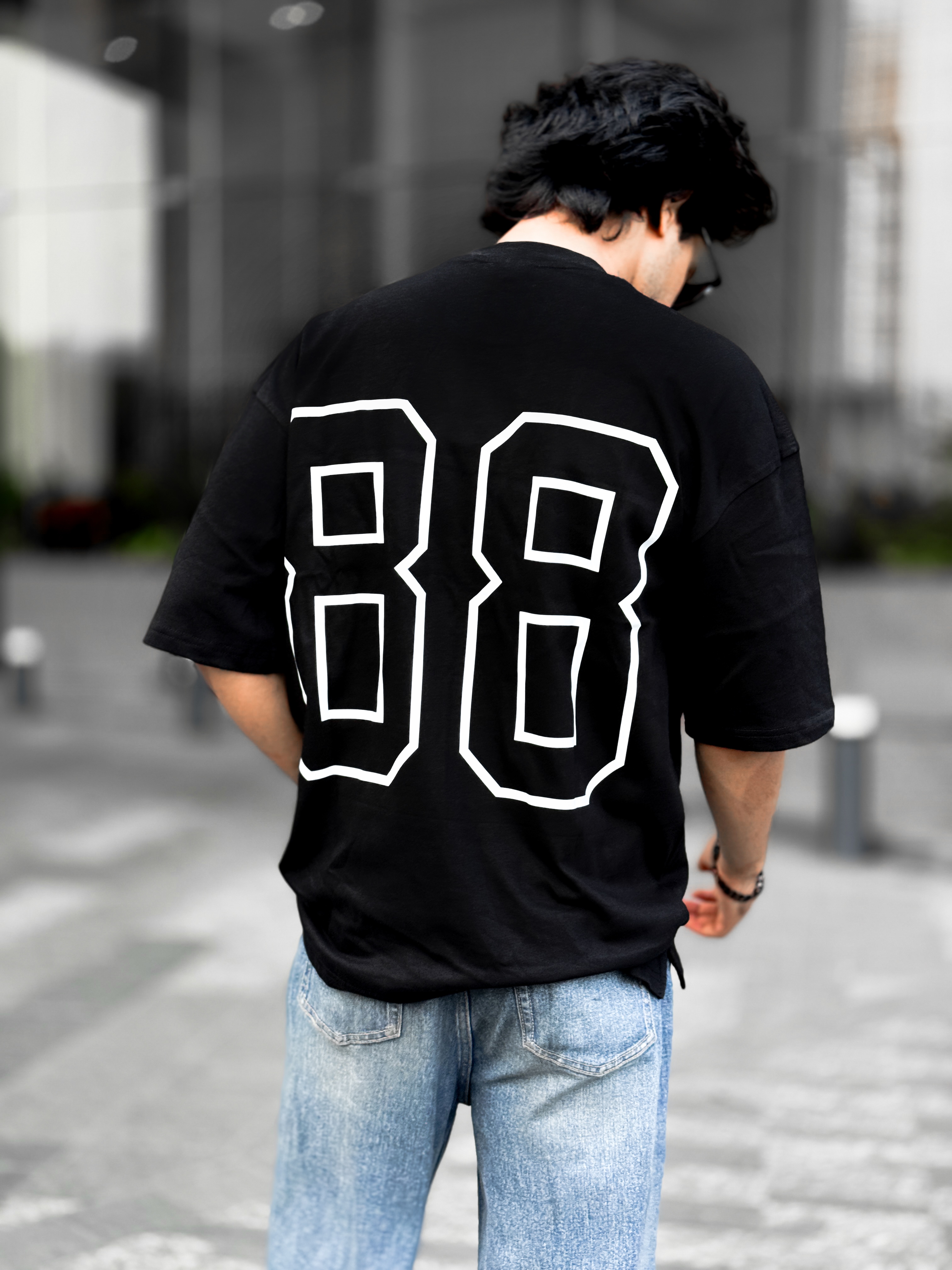 88 Signature Black