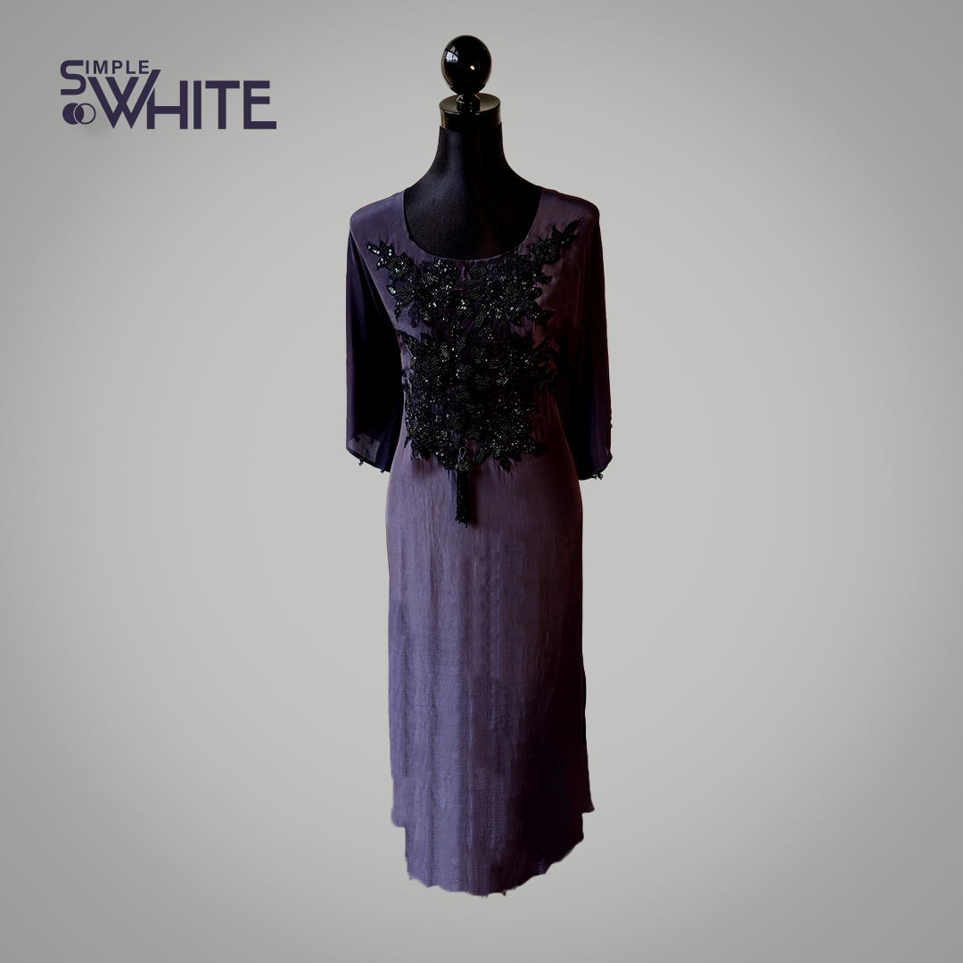 Elegant Purple Dress with Black Lace Applique – Stylish 3/4 Sleeve Evening Dress by Simple White