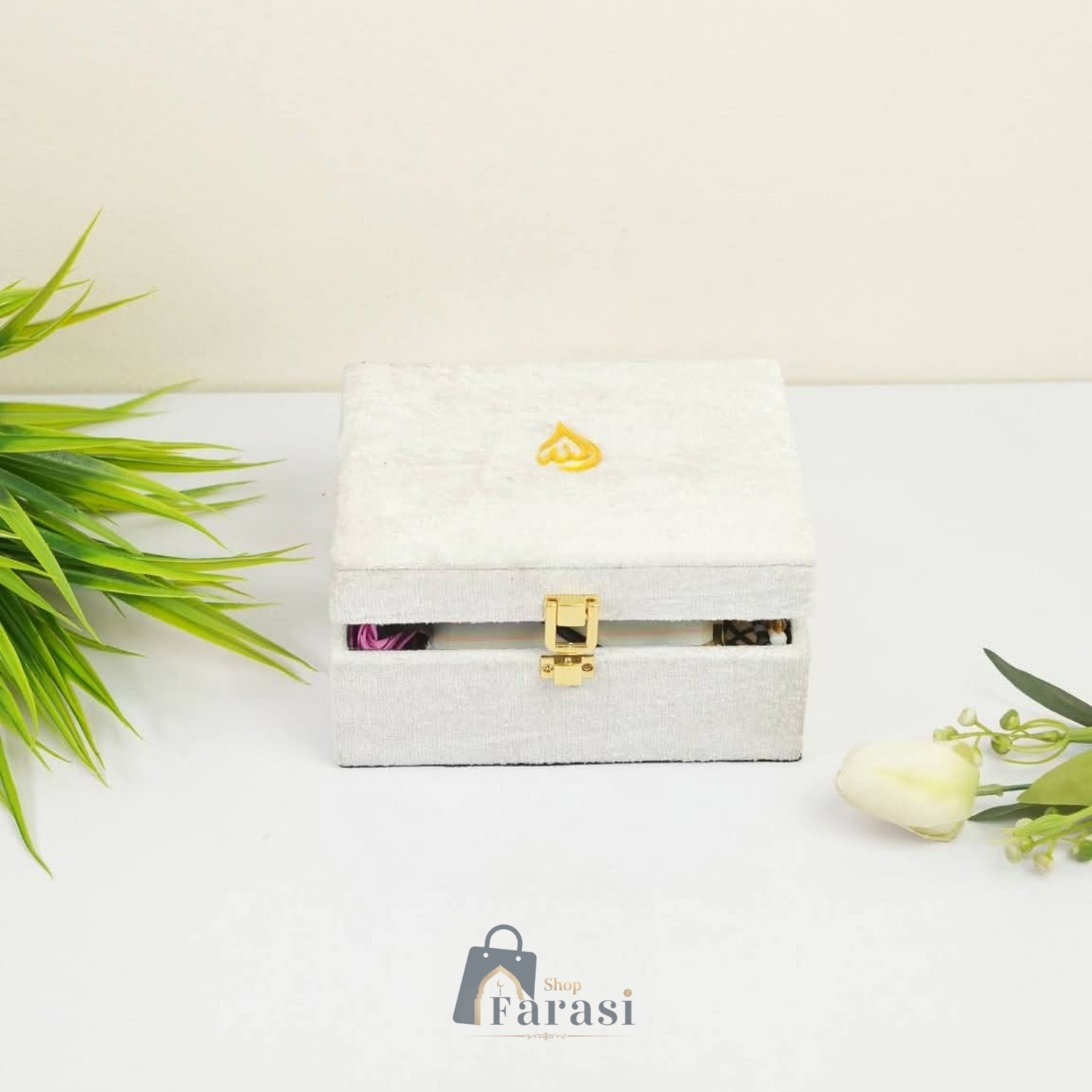 Luxury Mini Quran Package - White 🤍 thumbnail 2