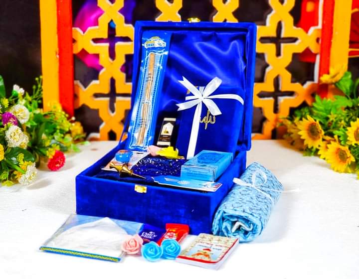 Luxury Quran Combo Package | লাক্সারি কুরআন কম্বো প্যাকেজ | Farasi Shop thumbnail 4