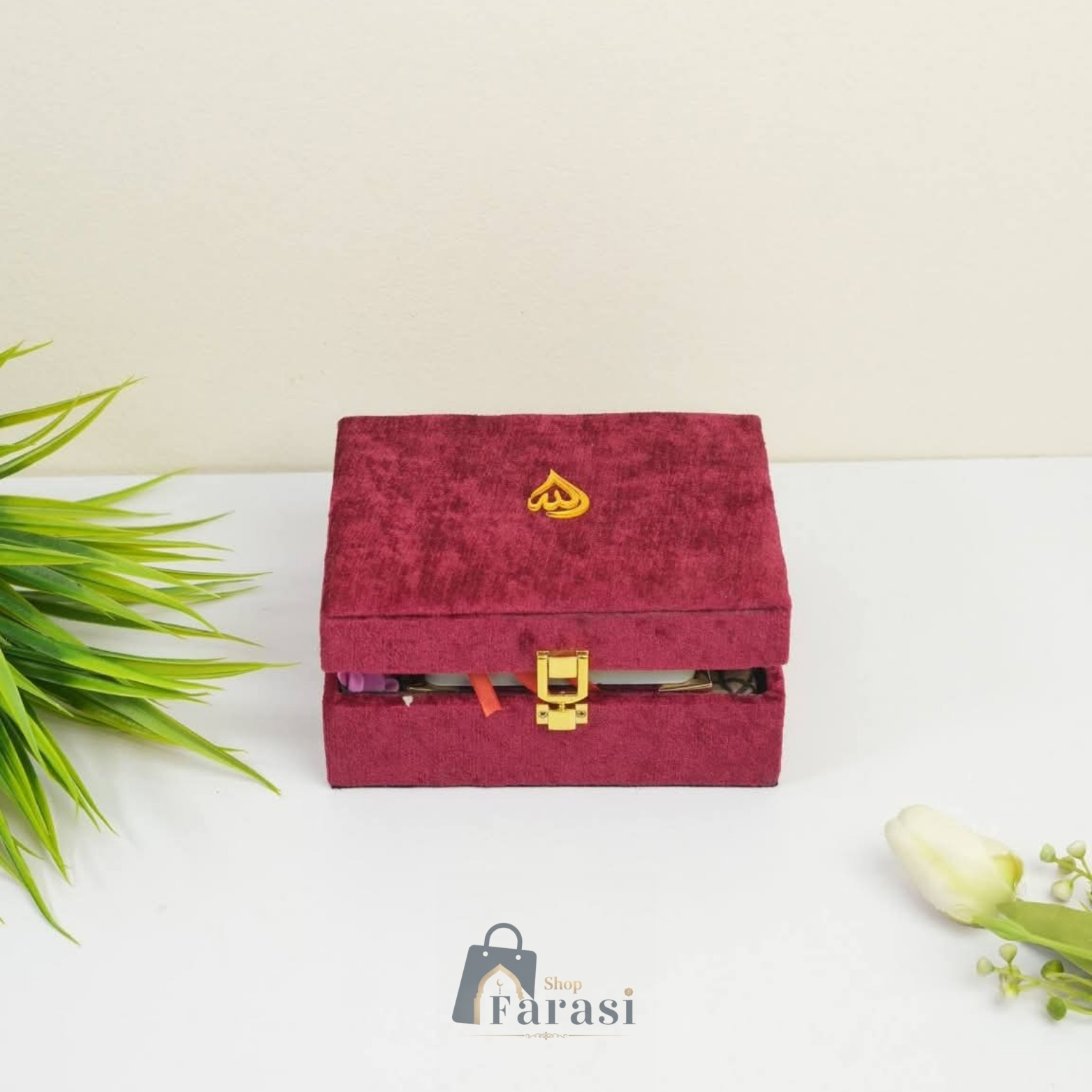 Luxury Mini Quran Package - Meroon/Red ♥️ thumbnail 2
