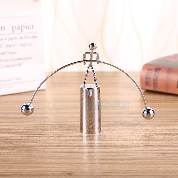 Creative Balance Pendulum Iron Man Learning Decompression Ornaments for Students Male and Female Friends Birthday Christmas Gifts_img_4
