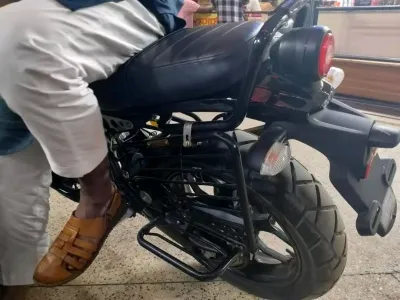 Premiun Sharee Gourde For Yamaha XSR 155_img_1