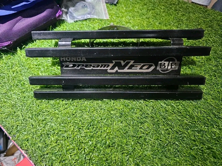 Premium Black Silencer Gourde For Honda Dream 110