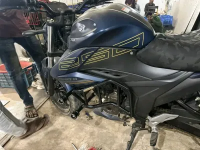 Premium Heavy Engin Gourde Bumper For Gixxer 250_img_1