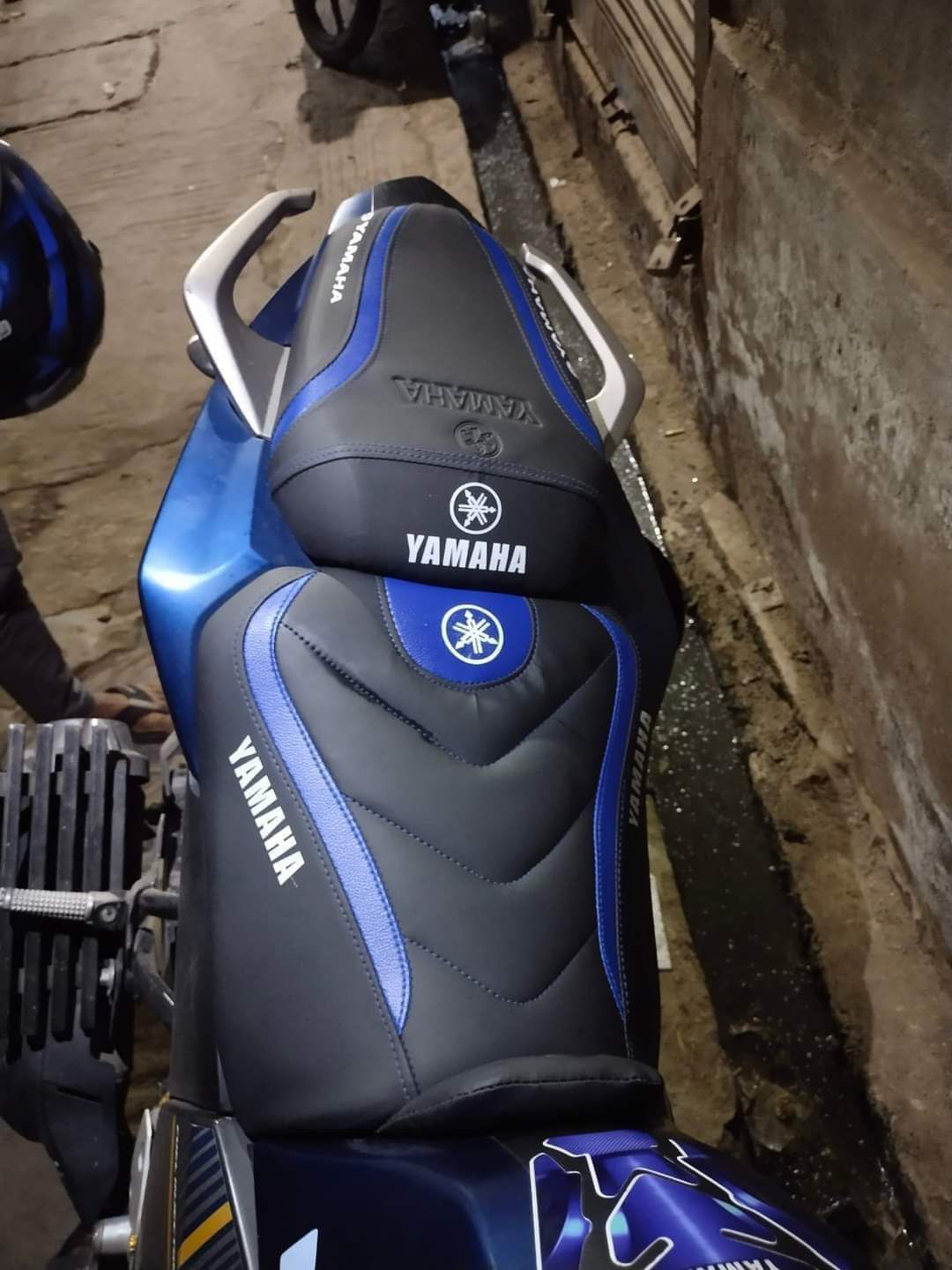 Premium Seat Cover For Yamaha Fzs V2