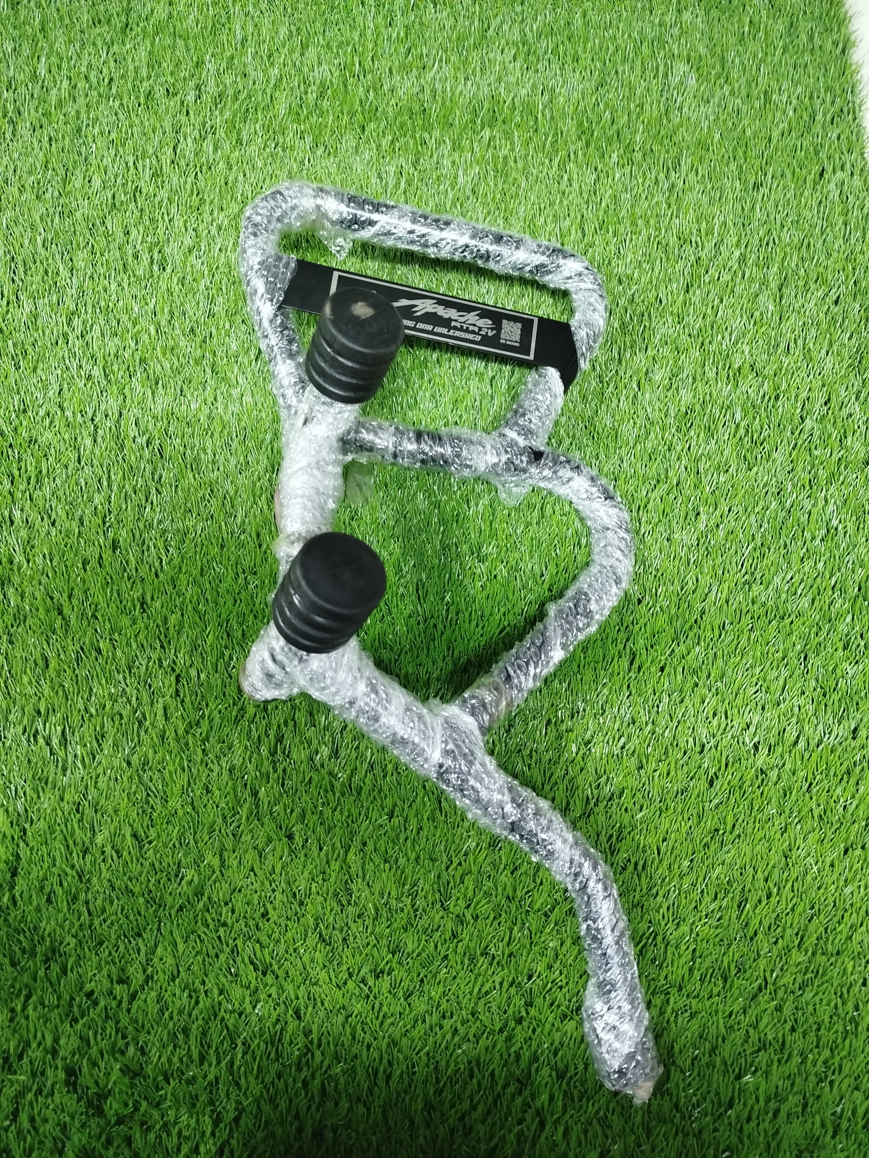 Premium Heavy Stylish Bumper For Apache RTR 2V_img_5