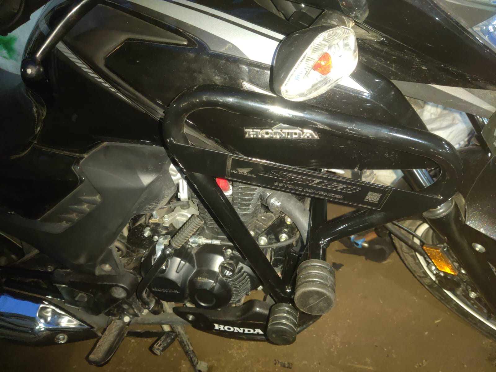 Premium Heavy Stylish Bumper For Honda SP-160_img_8