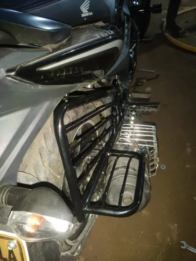Premium Sharee Gourde (Right Side) For Honda SP-160_img_3