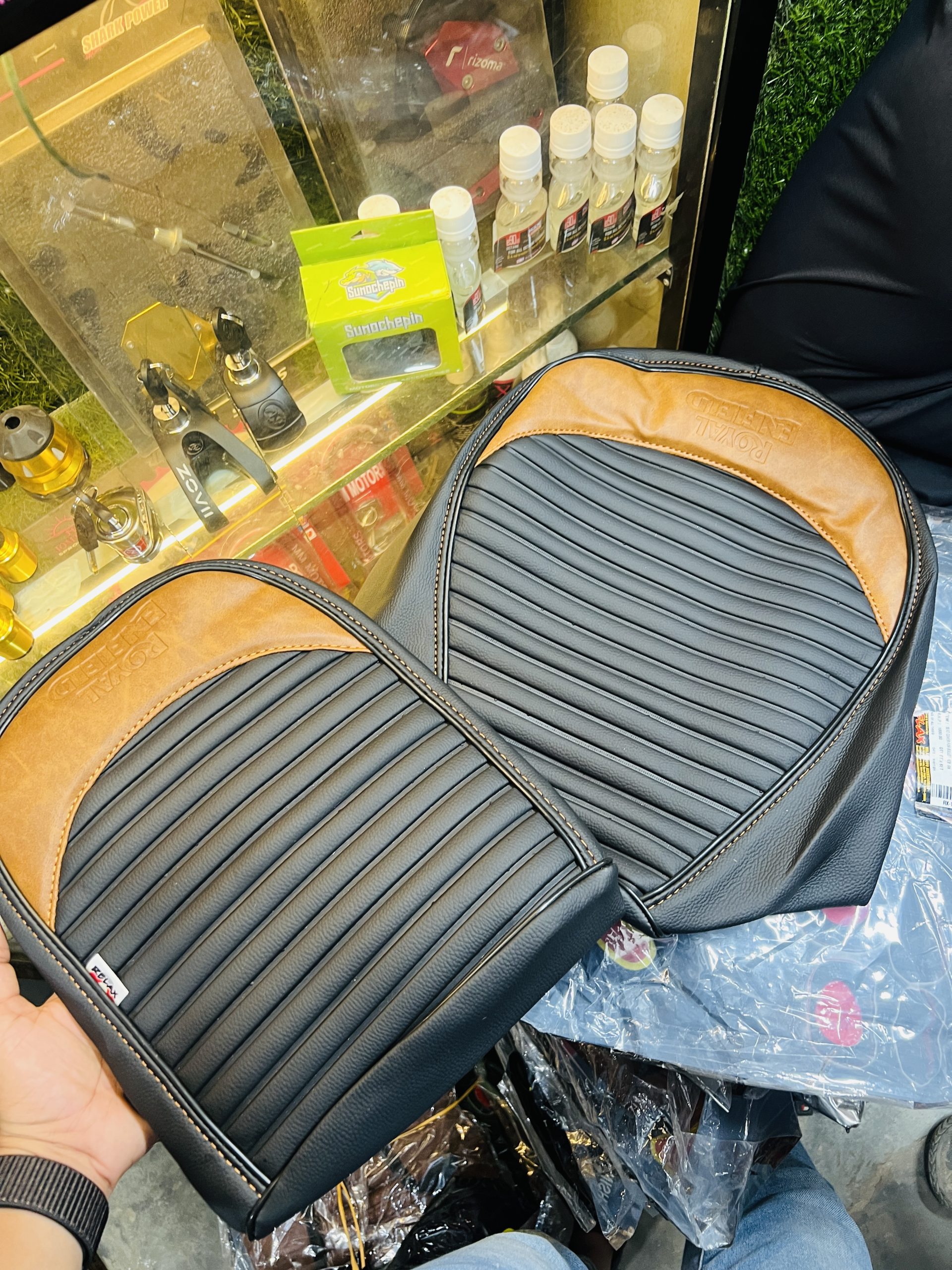 Premium Seat Cover For Royal Enfield Classic & Meteour 350