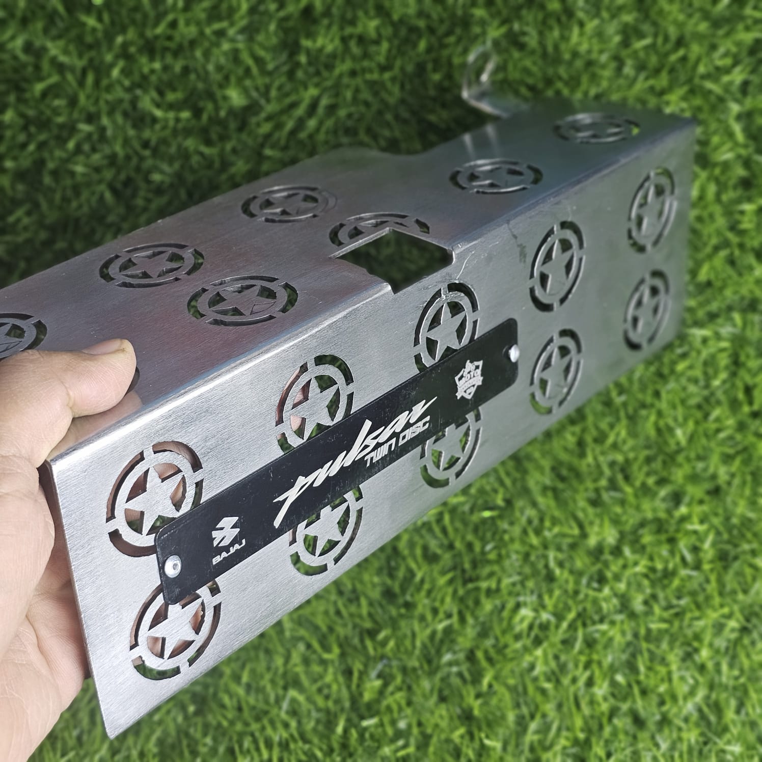 Premium SS Star Silencer Gourde For Pulser Twin Disc_img_1