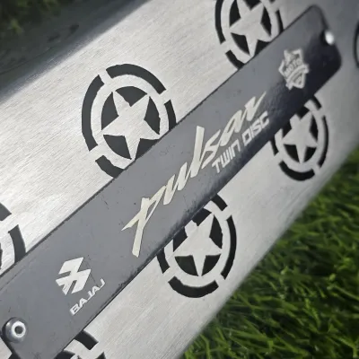Premium SS Star Silencer Gourde For Pulser Twin Disc_img_2
